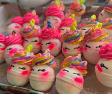 Load image into Gallery viewer, UNICORN  Colour Surprise Bath Bomb