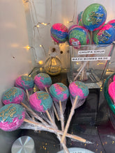 Load image into Gallery viewer, CHUPA CHUP bath bomb