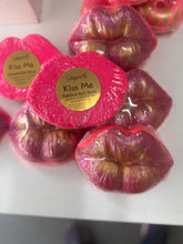 Load image into Gallery viewer, KISS ME musk bath bomb