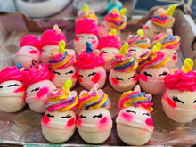 Load image into Gallery viewer, UNICORN  Colour Surprise Bath Bomb