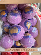 Load image into Gallery viewer, Bath Bomb Bundle of Bubbles – Boxed Set of 10 (Same Scent)