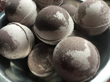 Load image into Gallery viewer, Chai Latte 80 gram Bath Bomb