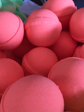 Load image into Gallery viewer, Musk Sticks Bath Bomb