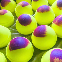 Load image into Gallery viewer, Bazinga (lemon verbena) Bath bomb 80 gram