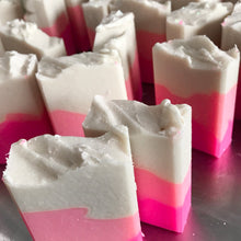 Load image into Gallery viewer, Rose Garden Luxury Soap