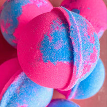 Load image into Gallery viewer, Love Spell Bath Bomb