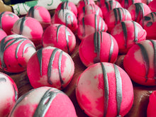 Load image into Gallery viewer, Miss Dior