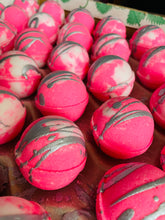 Load image into Gallery viewer, Miss Dior