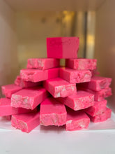 Load image into Gallery viewer, Rose Garden Luxury Soap
