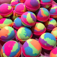 Bubble Luscious Bath Bomb (Large) 180 grams