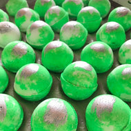Crushed Lime and Sea Salt 80 gram bath bomb